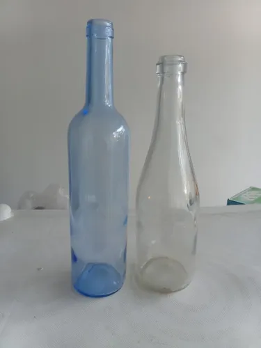 Garrafas para artesanato e outras finalidades 