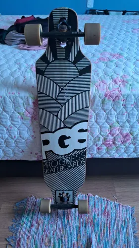 Skate long + skate Urgh + jogo de rolamento Novo!