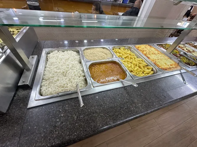 Cozinheiro(a) - Restaurante Tradicional com 45 anos! Venha fazer parte da nossa equipe!