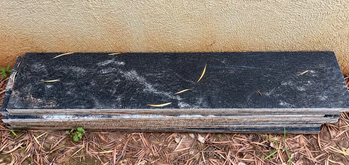 Soleiras de granito escuro 90 × 20 cm ? unidade ou lote