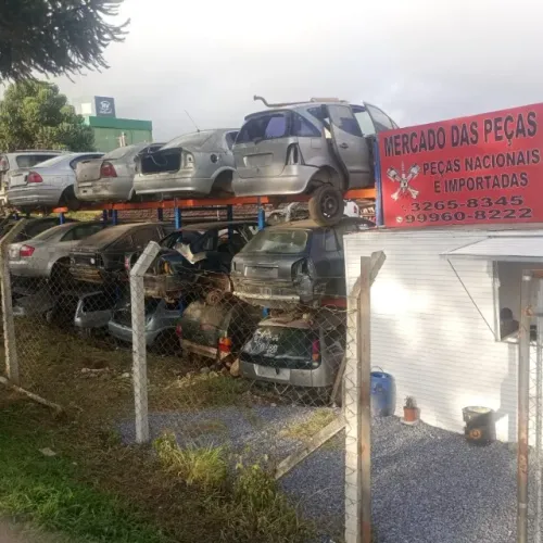 farol lanterna painel retrovisor roda bomba de combustivel volante grades varias peças.