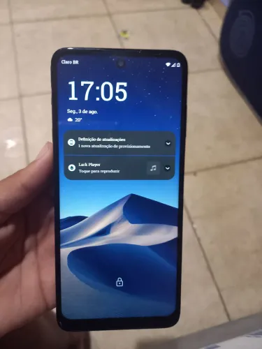 Celular Motorola edge 20 lite.
