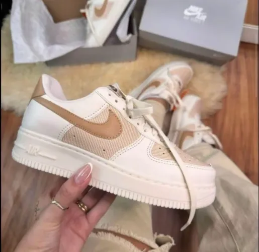 ? Nike Air Force 1