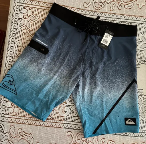 Boardshort Quiksilver NOVO (T.40)