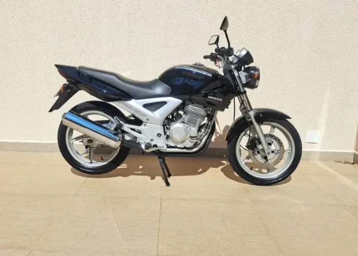 Vendo Honda CBX Twister 250 2002