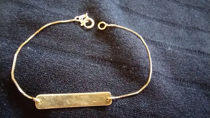 IMPERDÍVEL: PULSEIRINHA DE BEBÊ DE OURO 18K PREÇO DE DESAPEGO ( OPORTUNIDADE ) ( ITAJAÍ )