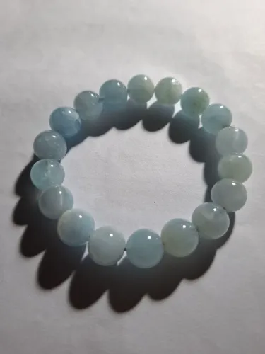 Pulseira de água marinha com pedras de 12mm.
