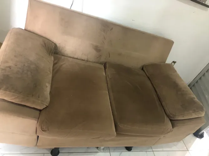 Sofá 2 lugares