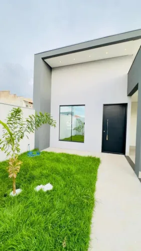 Casa para Venda em Cuiabá, Jardim das Palmeiras, 3 dormitórios, 3 suítes, 4 banheiros, 2 v