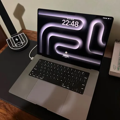 MacBook Pro M1 Pro 16?