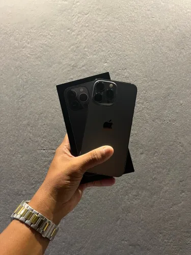 iPhone 13 Pro 128gb completo na caixa. 