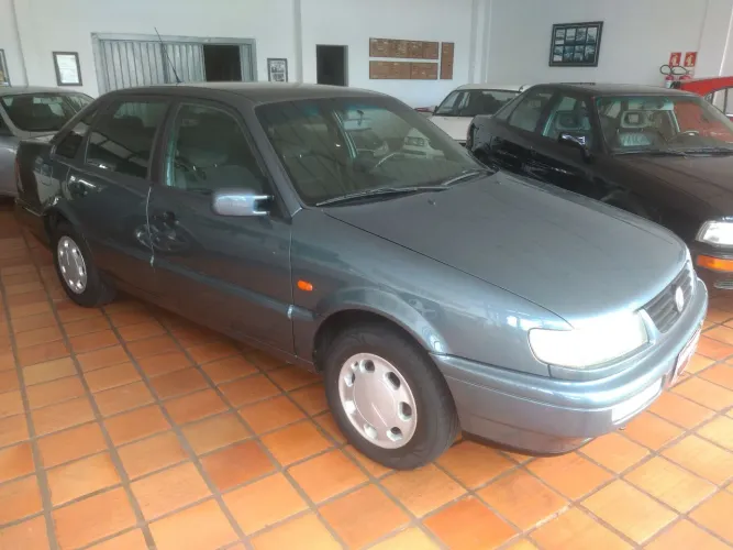 Volkswagen Passat 2 1995