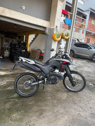 Lander 250 XTZ 2025 11.200km IPVA 2026 PAGO