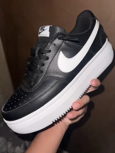 TENIS NIKE