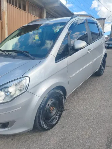 Fiat Idea Attractive 1.4 Fire Flex 8V 5P 2014