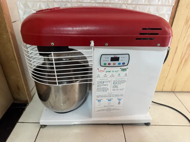 Batedeira Mana 12 litros aceito Oferta e Cartão