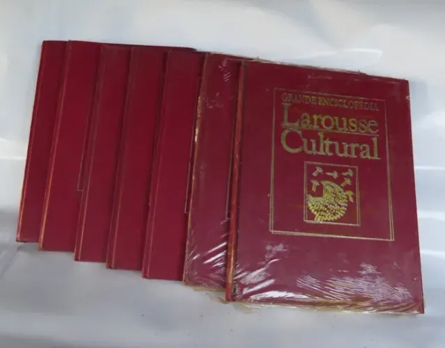 Grande Enciclopédia Larousse Cultural
