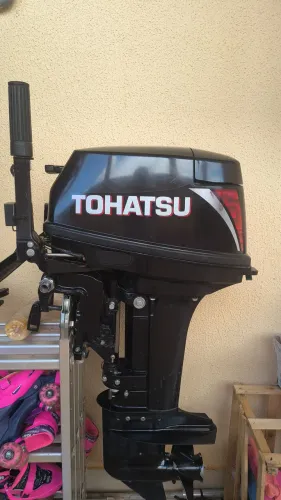 Motor de popa tohatsu 18 Hp