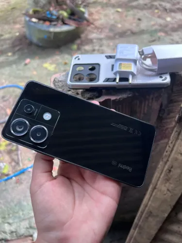 Xiaomi Note 13 Pro 5G 256gigas 16ram, facilito entrega, perfeito estado, com um carregador