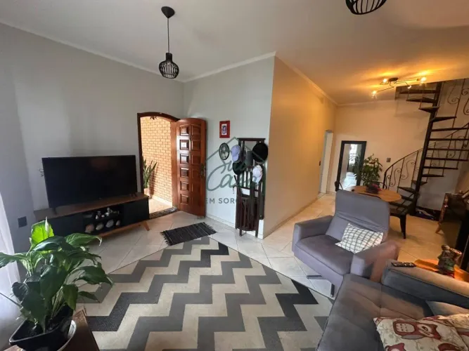 Casa com 3 dormitórios à venda, 175 m² por R$ 680.000 - Jardim Gonçalves - Sorocaba/SP