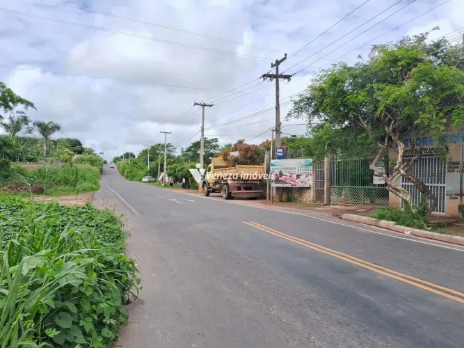 SITIO PARA VENDA ESTRADA VALE QUEM TEM.