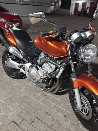 Moto zerada linda de tudo apaixonantes