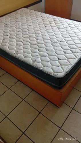 Cama Madeira com colchão (casal)