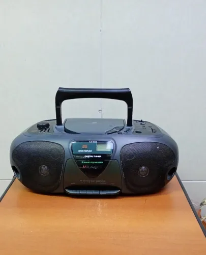 Rádio Philips Boombox Magnavox AZ8050 DV00183