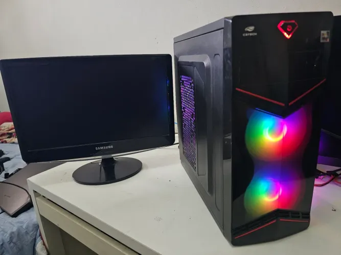 PC GAMER DE ENTRADA I5 + MONITOR