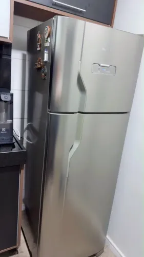 Geladeira Eletrolux 373 litros