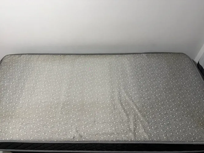 Cama de solteiro modelo especial 