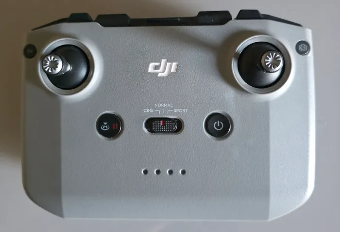 Controle DJI RC-N1 Original (Mini 2, SE, 3, 4K, Air 2, 2S) - Impecável