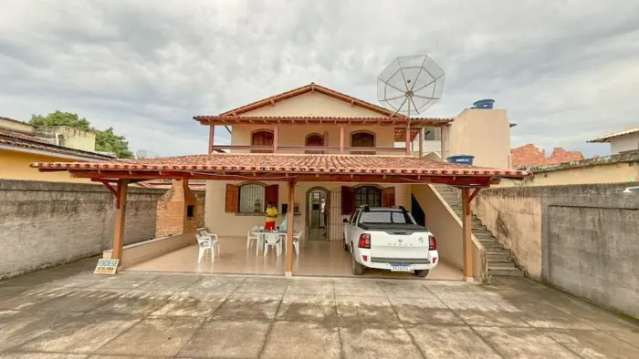 Casa Ampla a 2 Quadras da Praia em Itaoca Espaço e Excelente Custo-Benefício!- ES