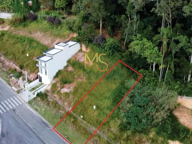 Terreno de 137,22m² para venda, no Vitta Granja Viana, no Parque Alexandre, em Cotia, SP