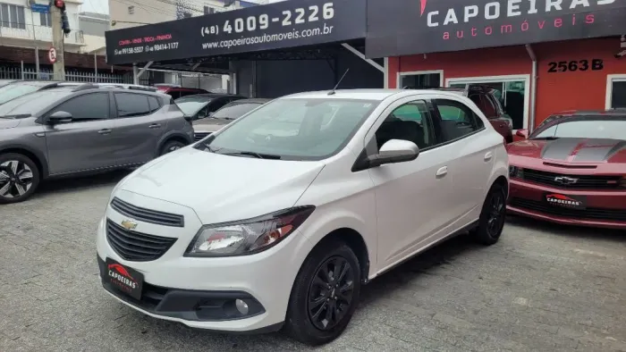 Chevrolet Onix Hatch Selecao 1.0 8V Flex Mec. 4P 2015