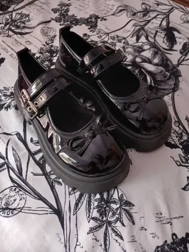 VENDO SAPATO MARY JANE NOVINHA
