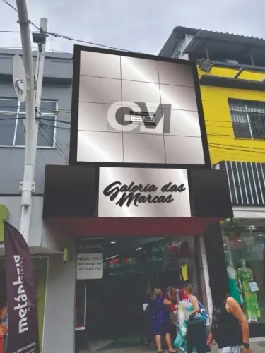Excelente Loja Comercial de 700m² no Centro de Nova Iguaçu
