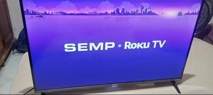 TV SMART 32 SEMP ROCKU