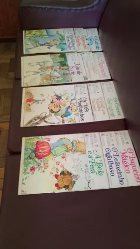 Coleção Fábulas Encantadas Editora Abril (1970) - Caixa Com 12 Livros Ilustrados (Rara)