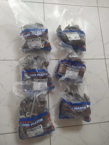 89 Colar de tomada PVC (abraçadeiras)