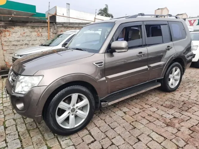 Mitsubishi Pajero HPE Full 3.2 4X4 T.i.dies. 5P AUT 2014