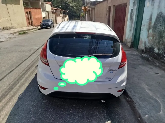 Ford Fiesta 1.5 16V Flex Mec. 5P 2015