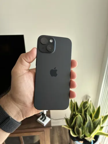 iPhone 15