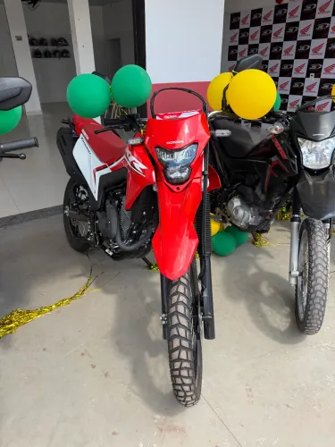 Vendo ou troco por pickup tornado 300 zero km na loja, pago diferença!