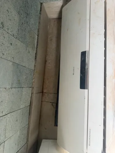 2 aparelhos de Ar condicionado 12.000BTU