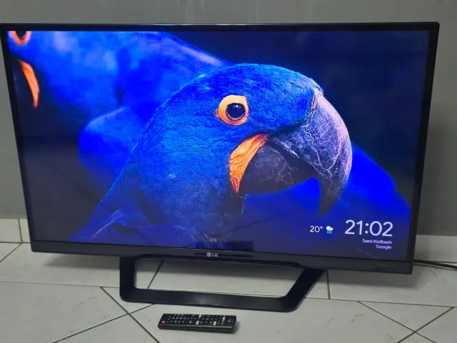 Tv 43 Lg Led Borda Infinita ( Não eh Smart )