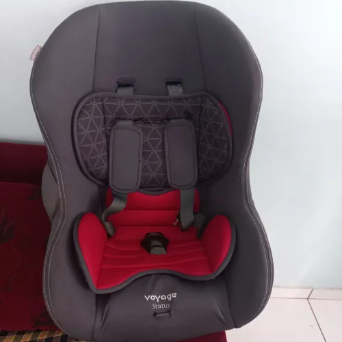Cadeira infantil até 25 kg marca voyage