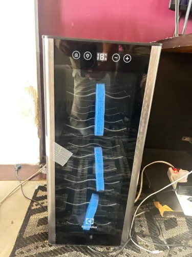 Adega Electrolux