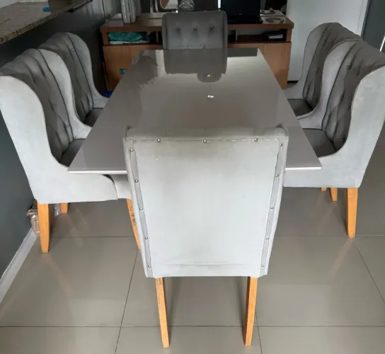 Mesa 6 cadeiras