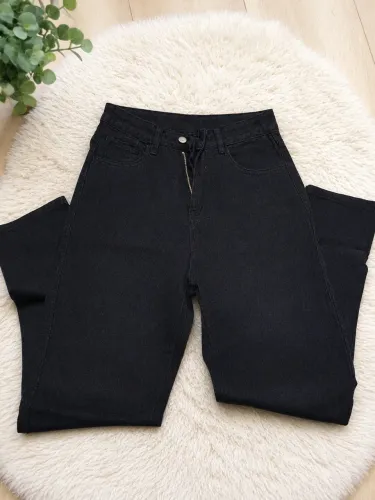 Calça jeans preta